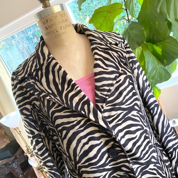Vintage Betsey Johnson Striped Faux Fur Coat SZ 2 - Small - Picture 11 of 12